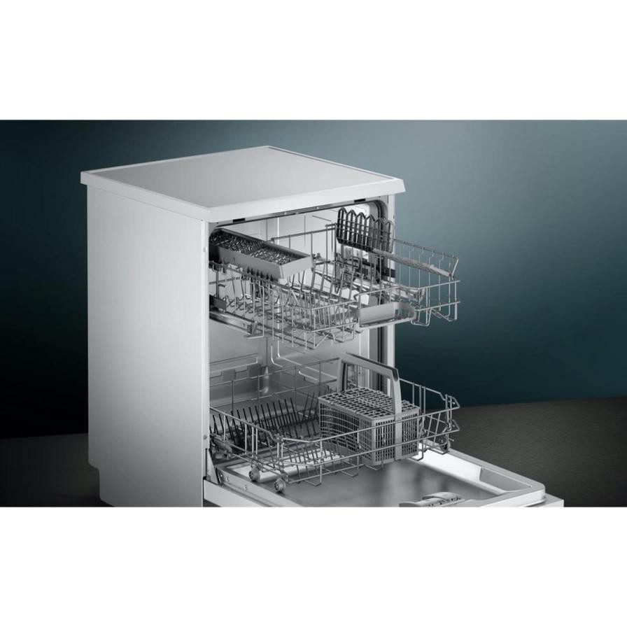 Siemens iQ100 Freestanding Dishwasher, SN215W10BM (12 Place Settings)