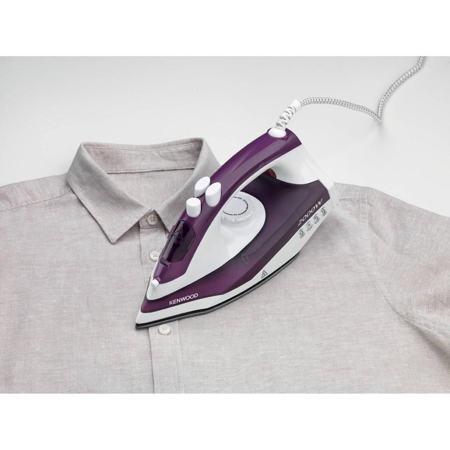 Kenwood Ceramic Non-Stick Plate Steam Iron, STP50.000WO (2000 W)