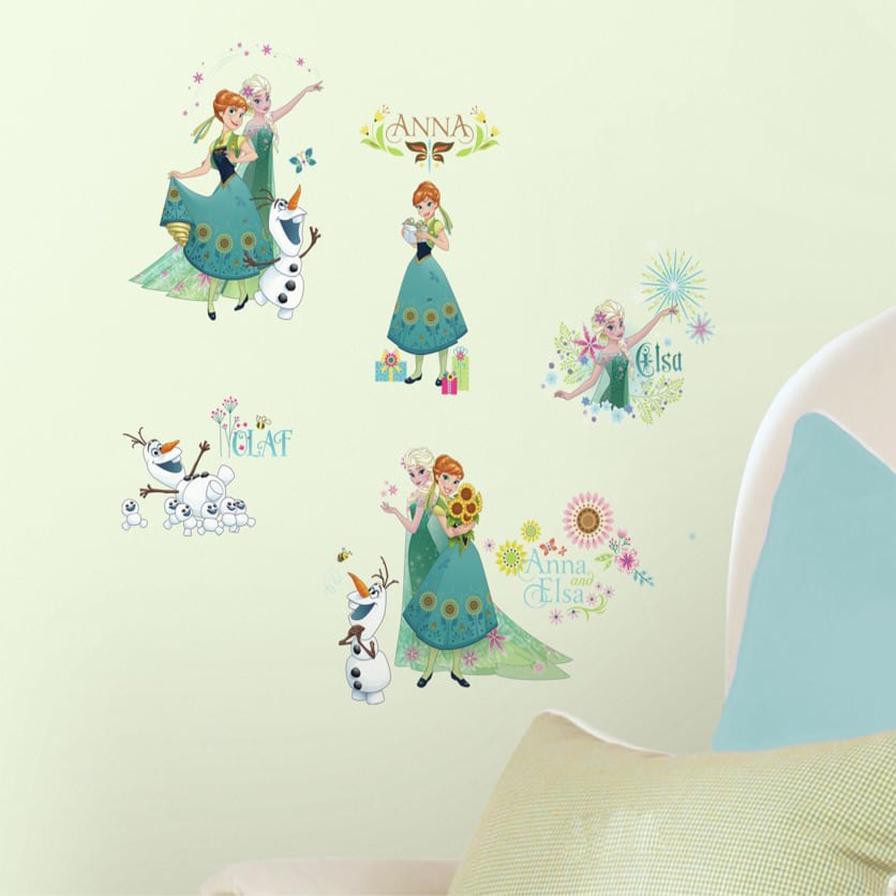 Room Mates Frozen Fever Wall Decal (10 x 6 inch)