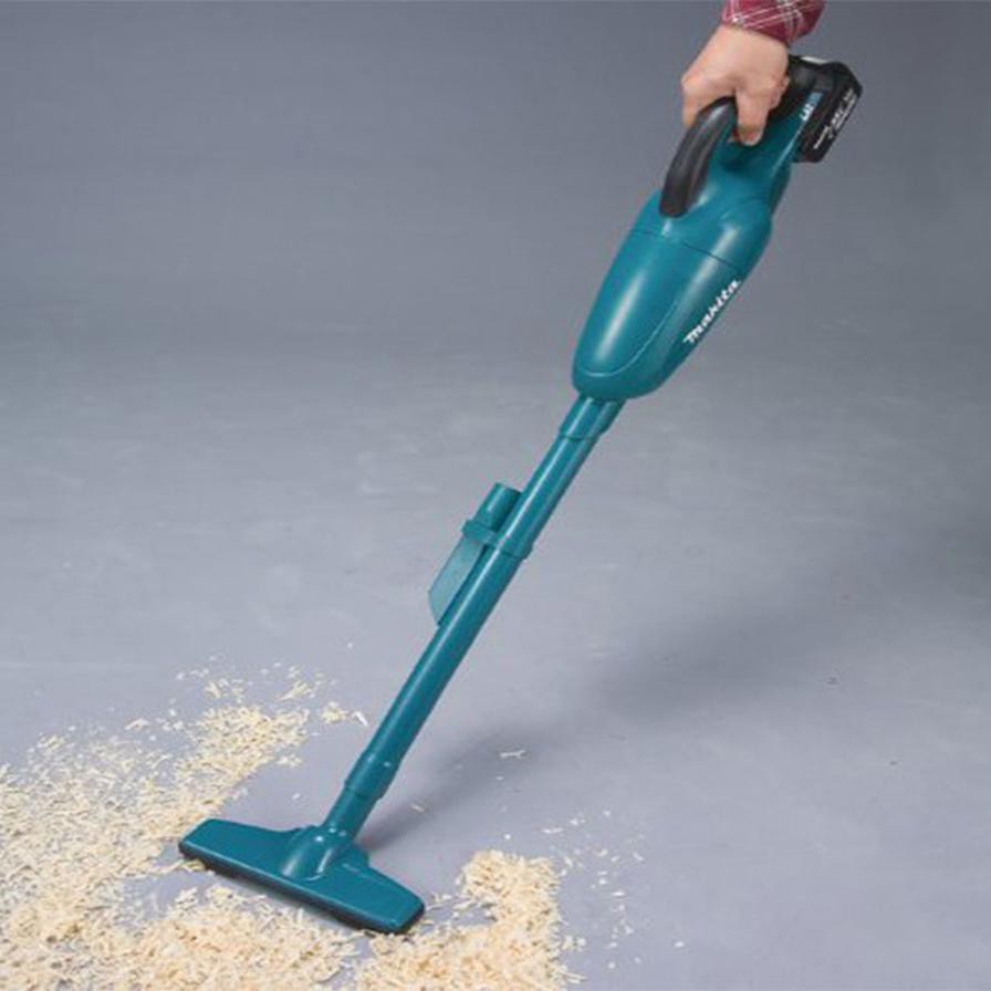 Makita 18 V Cordless Vacuum Cleaner (48 cm x 17.7 cm x 13.2 cm, Blue)