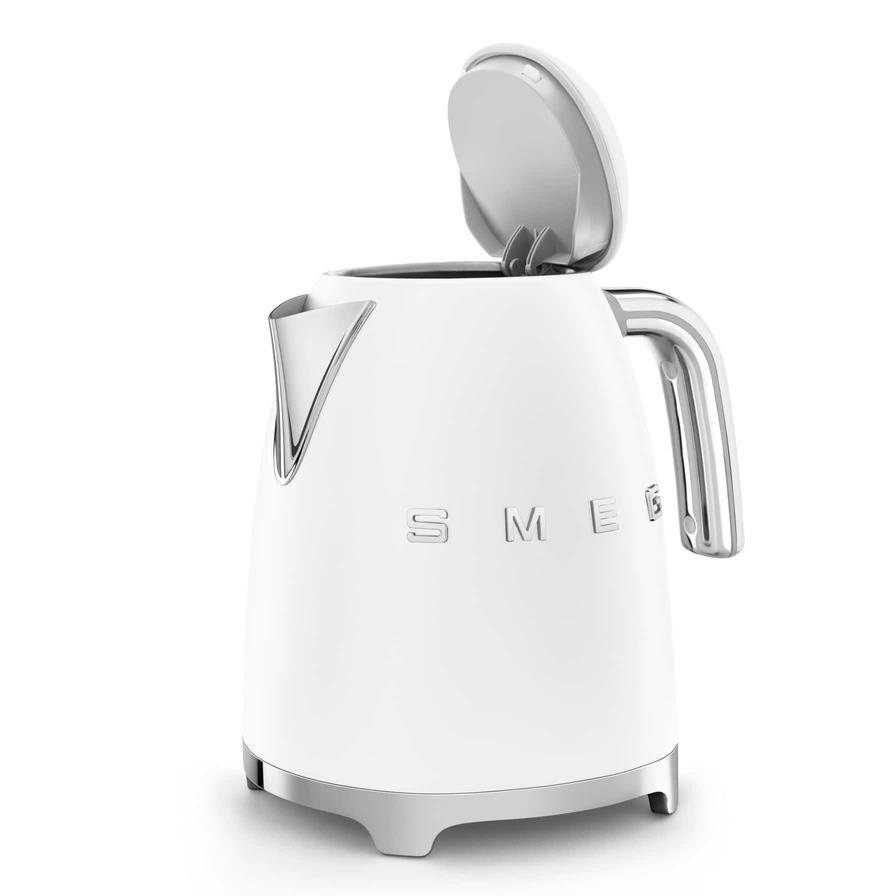 SMEG 50s Retro Style Kettle, KLF03WHUK (2400 W)