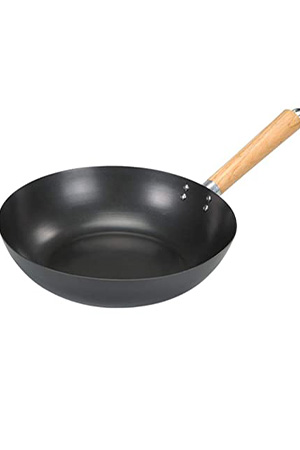 Woks & Saute Pans