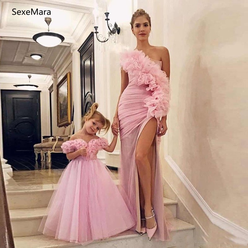 Cute Pink Flower Girl Dress Mother and Daughter Matching Party Gowns New Collection Custom Made