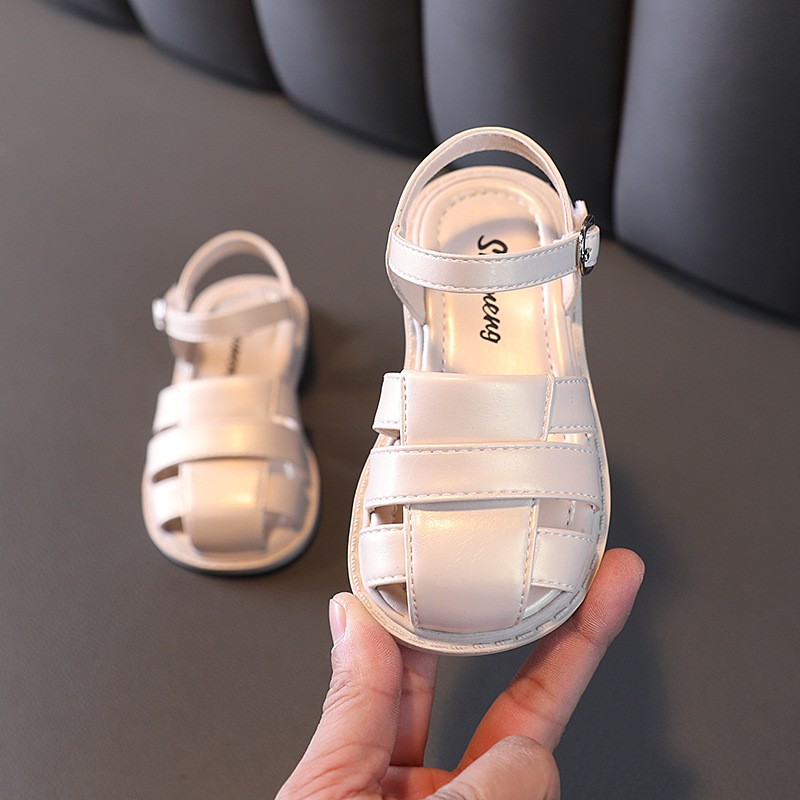 Girls Sandals Summer Solid Color Cutout Baby Girl Shoes Flat Heels First Walkers Soft Bottom Toddler Sneakers