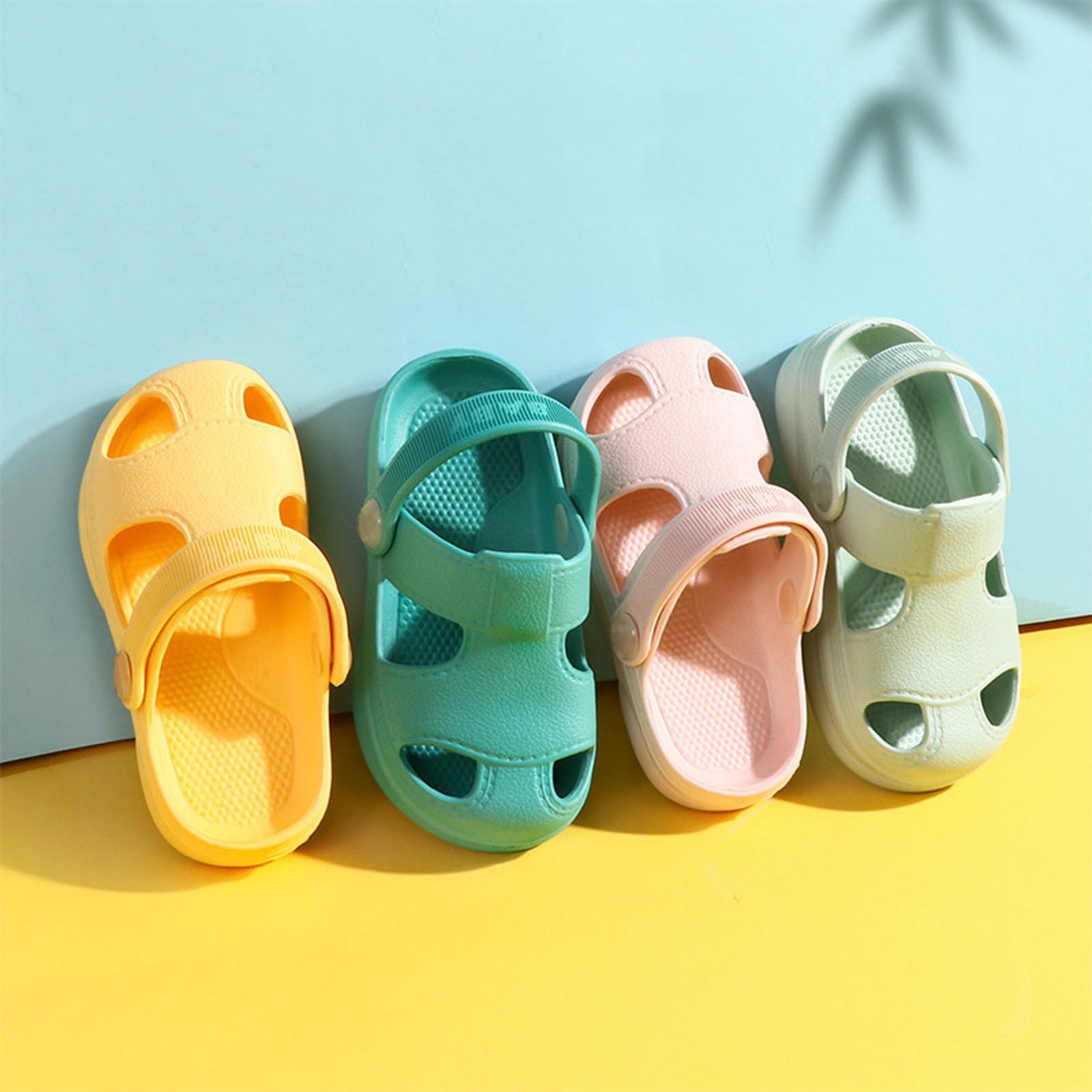 2022 Summer Baby Shoes Children Non -slip Soft Sole Floor Boys Girl Beach Sandals Toddler Kids Home Shoes Flip Flop Sandal