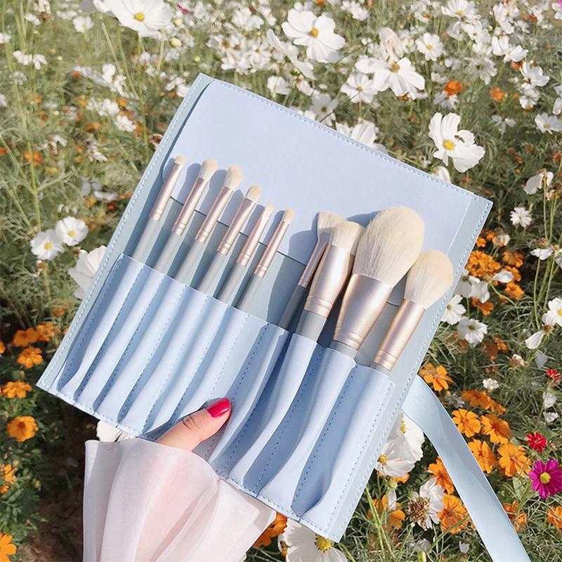 Makeup Brush Tool Set Ultra Soft Thin Wood Handle Plant Based Makeup Brushes With Velvet Bag