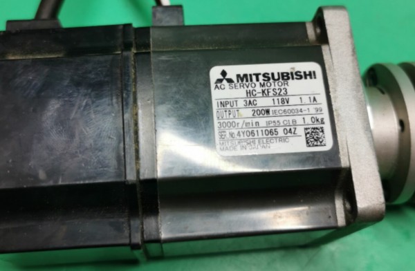 HC-KFS23 Servo motor, used in good condition. 80% New Look, Good Work, Free Shipping