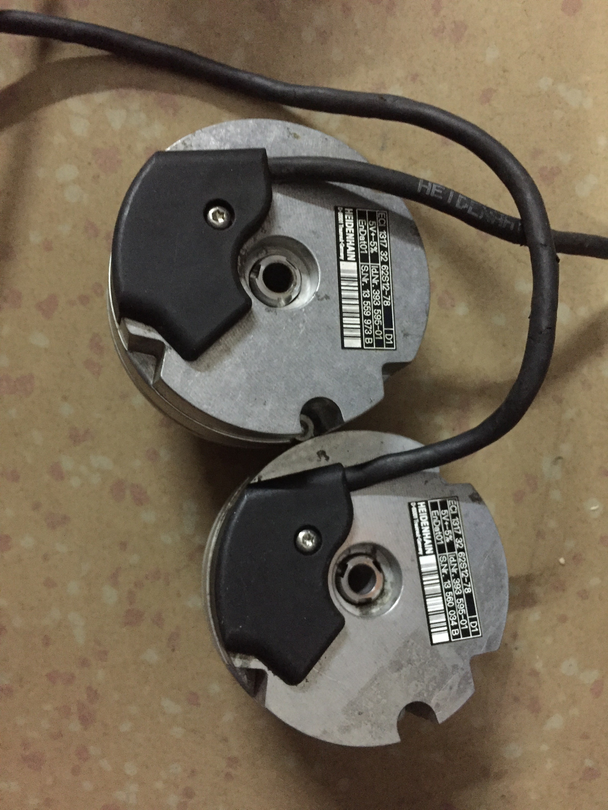 ECI 1317 32 62S12-78 encoder ID:393 595-01 used in good condition. 80% New Look, Good Work, Free Shipping