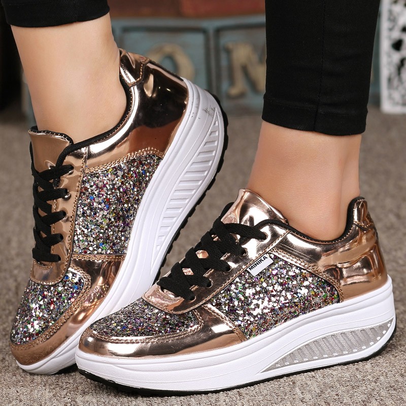 Women Casual Glitter Shoes Mesh Flat Shoes Ladies Sequins Vulcanized Shoes Lace Up Sneakers Outdoor Running Shoes 2021