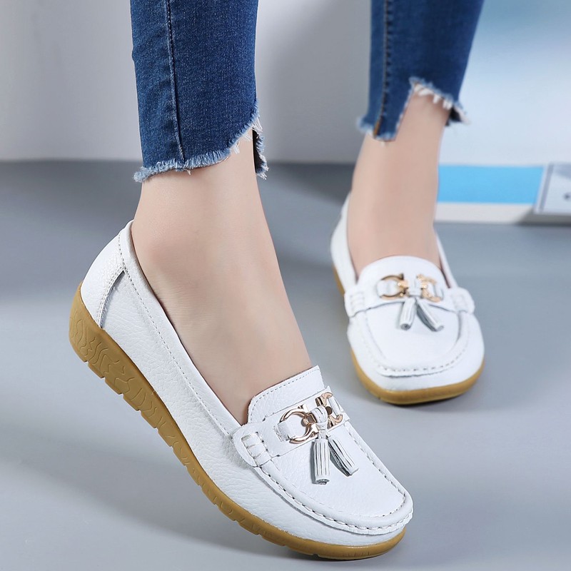 2022 women leather shoes flats women's shoes slip on loafers mother moccasins shoes female casual shoes boat shoes size 35-44