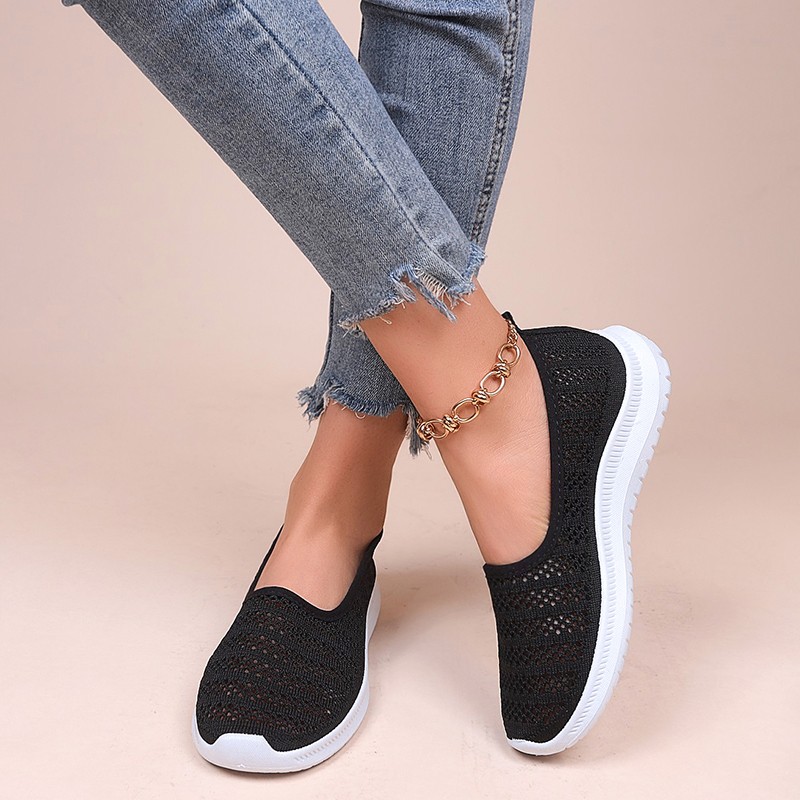 Breathable Mesh Couple Casual Shoes Anti-Slip Soft Sole Women's Sneakers Light Trend Running Shoes Flat Mesh Single Shoes