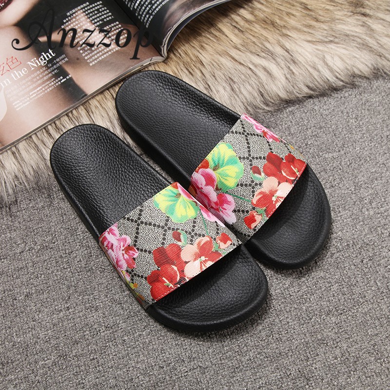 Luxury Women Slippers Pink Star Leather 2021 Summer Men and Women Plus Size Roman Style Sandals Non-slip Outdoor Beach Shoes