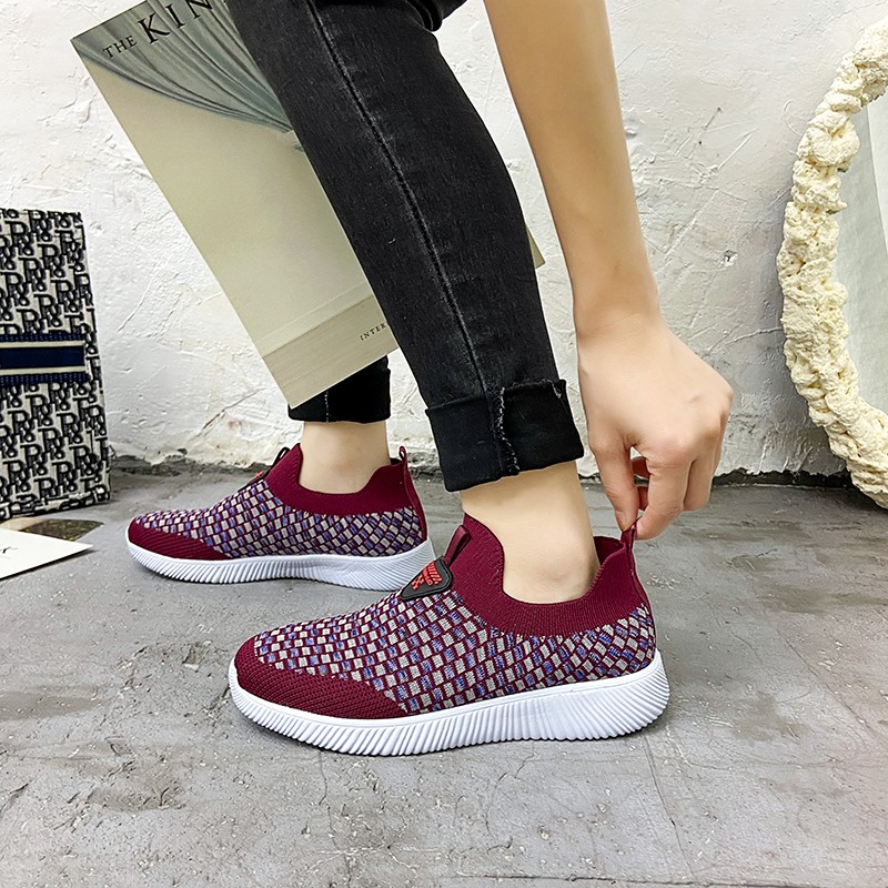 Women's casual classic breathable walking shoes women's fashion sports shoes fashion lightweight cotton shoes black fitness