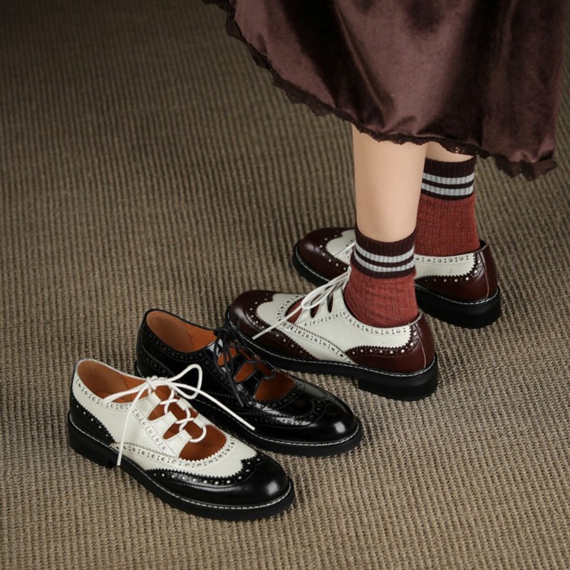 Women's Genuine Leather Flats Moccasin Shoes Vintage Lace Up Casual Style Spring Season 2021