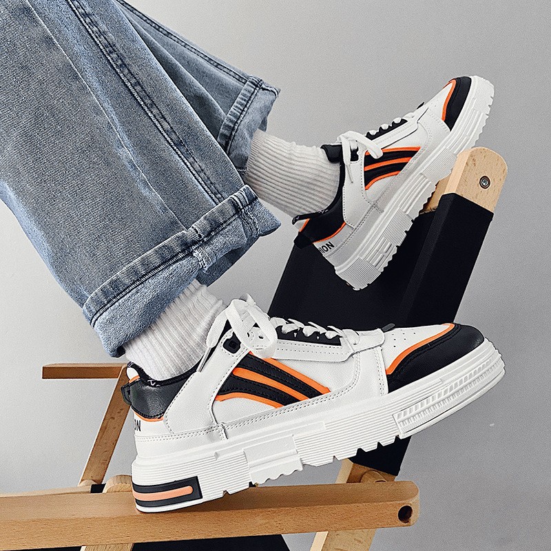 Low Top Men White Sneakers Fashion Comfortable Platform Men Vulcanize Shoes Lace Up Casual Flats Harajuku Ulzzang Men Shoes