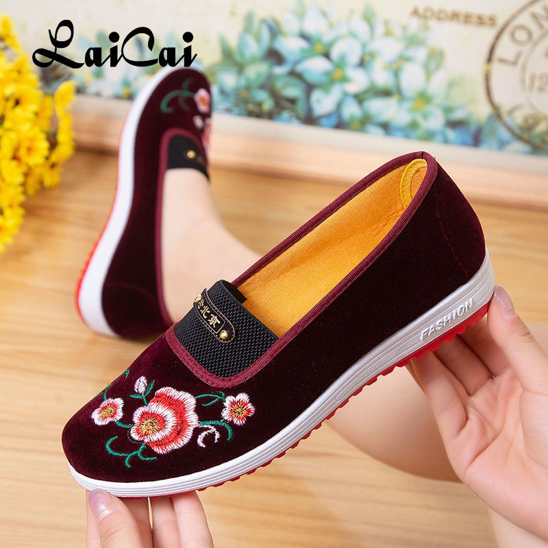 Old Beijing cloth shoes women's soft non-slip mid-aged shoes' flat breathable single pedal maternal shoes for women