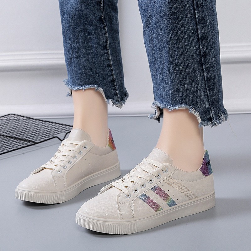 2022 Women Walking Shoes Sneakers Fashion Microfiber Four Season Breathable Tennis Girls Platform Sneakers Comfortable Trendy Flat