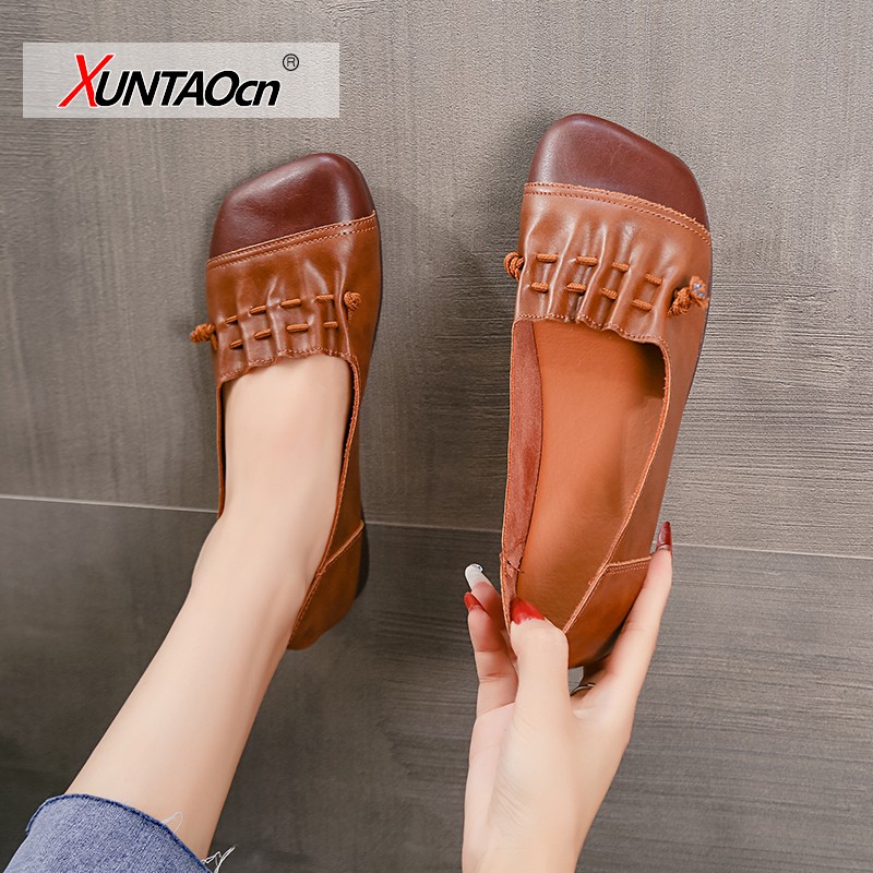 Women's retro flats 2021 autumn new square toe soft leather ladies slip-on loafers 35-43 large size female office casual shoes