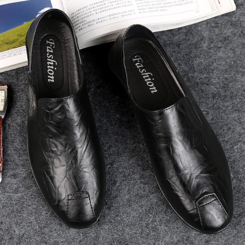 Men's fashion leather shoes loafers soft comfortable breathable flat shoes men's lightweight driving shoes lazy shoes