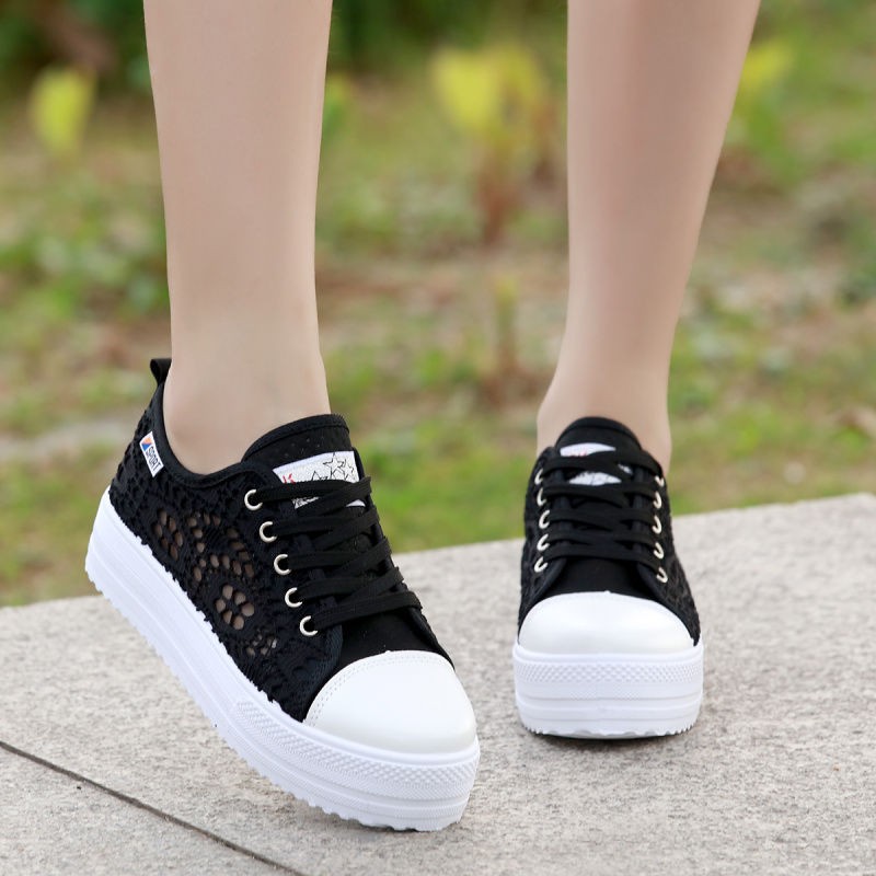 2022 spring and summer new thick-soled canvas shoes women's breathable mesh hollow boots all-match mesh shoes women