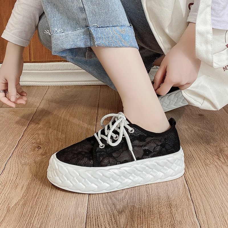 Lace platform sneakers black white shoes women lace-up casual flat shoes fashion breathable high quality women vulcanized shoes