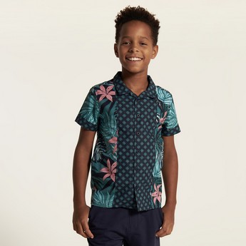 Juniors All Over Print Shirt with Short Sleeves and Button Closure