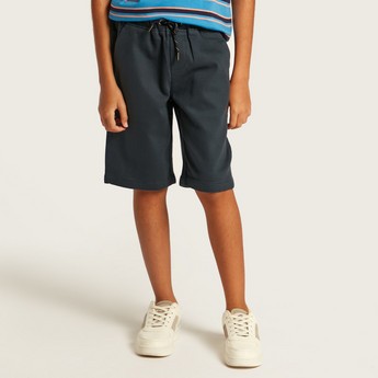 Juniors Solid Mid-Rise Shorts with Drawstring Closure and Pockets