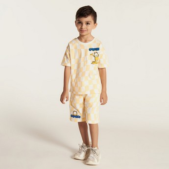 Garfield Print Round Neck T-shirt and Shorts Set