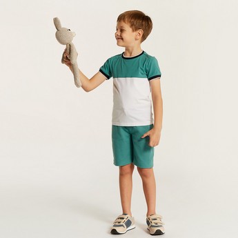 Juniors Colourblock Crew Neck T-shirt and Shorts Set