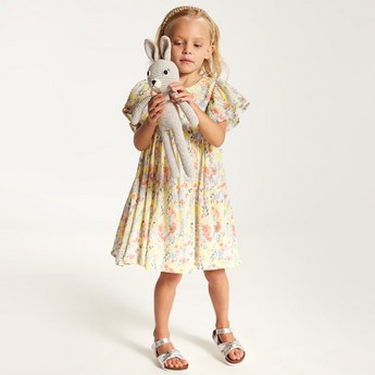 Juniors Floral Print Dress with Round Neck and Flutter Sleeves