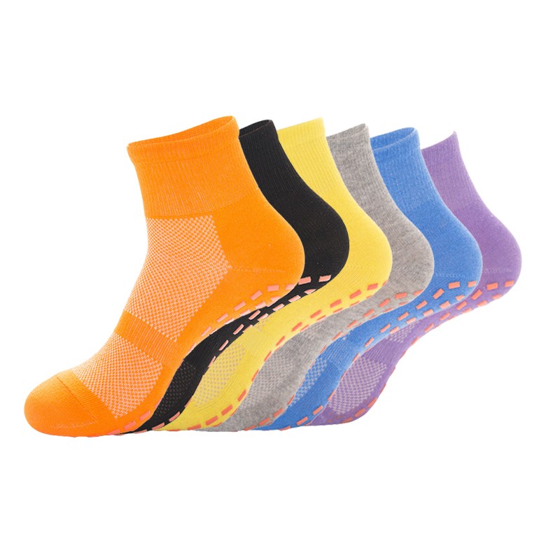 6 pairs/lot anti slip socks kids adults non slip sticky grip floor socks toddler child adult anti slip men and women trampoline sock