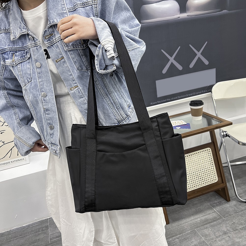 Women Shoulder Bag Simple Handbags Fashion Female Large Capacity Nylon Shopping Casual Travel Bags Zipper Tote Designer Handbags