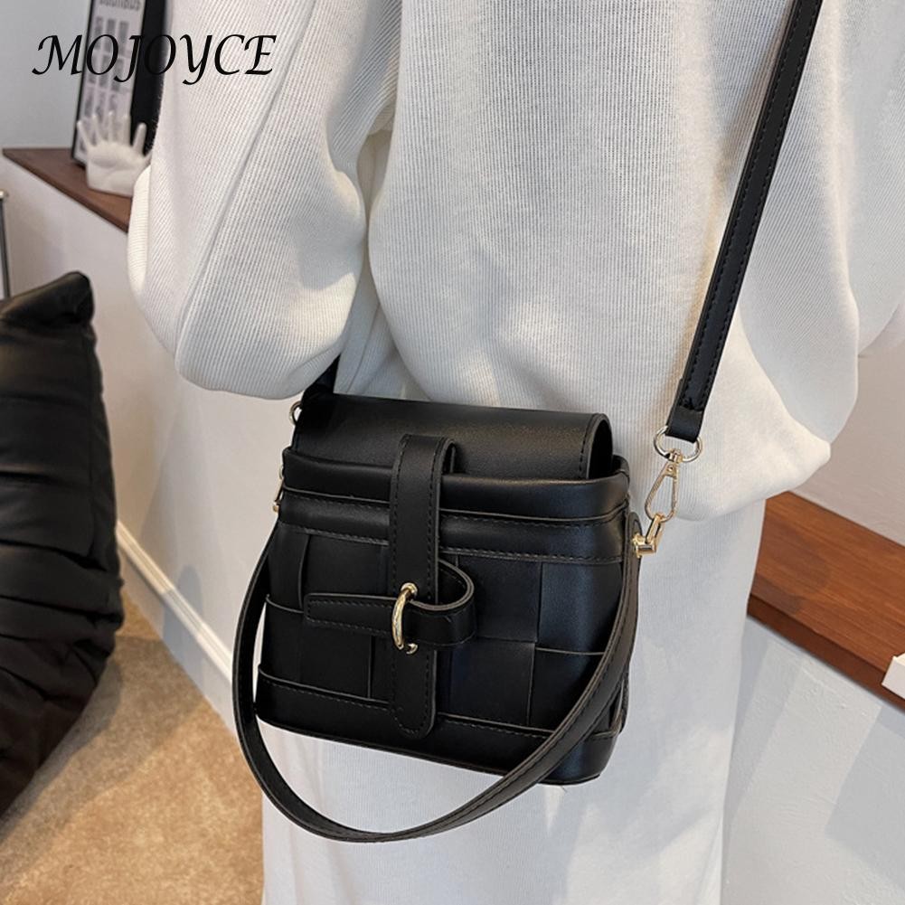 Women Woven Leather Shoulder Crossbody Bags Small Solid Bags Female Clutch for Ladies Outdoor Shopping Business