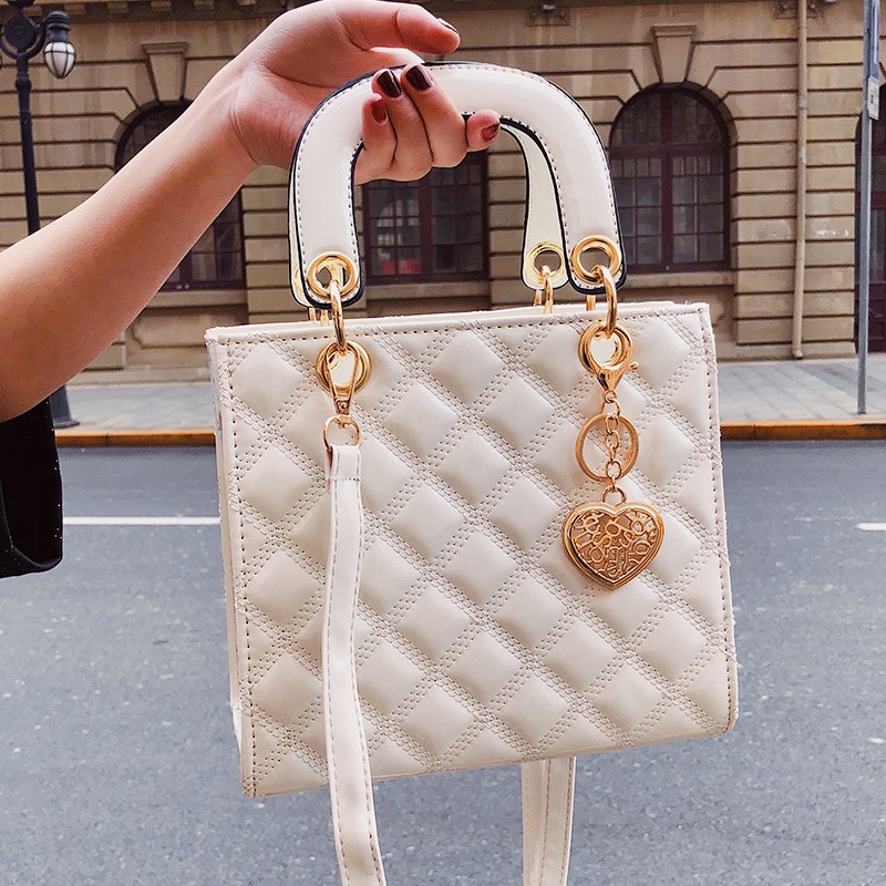 Luxury brand bag 2021 new fashion high quality female handbag lingge chain ladies crossbody handbag shoulder luxury claws