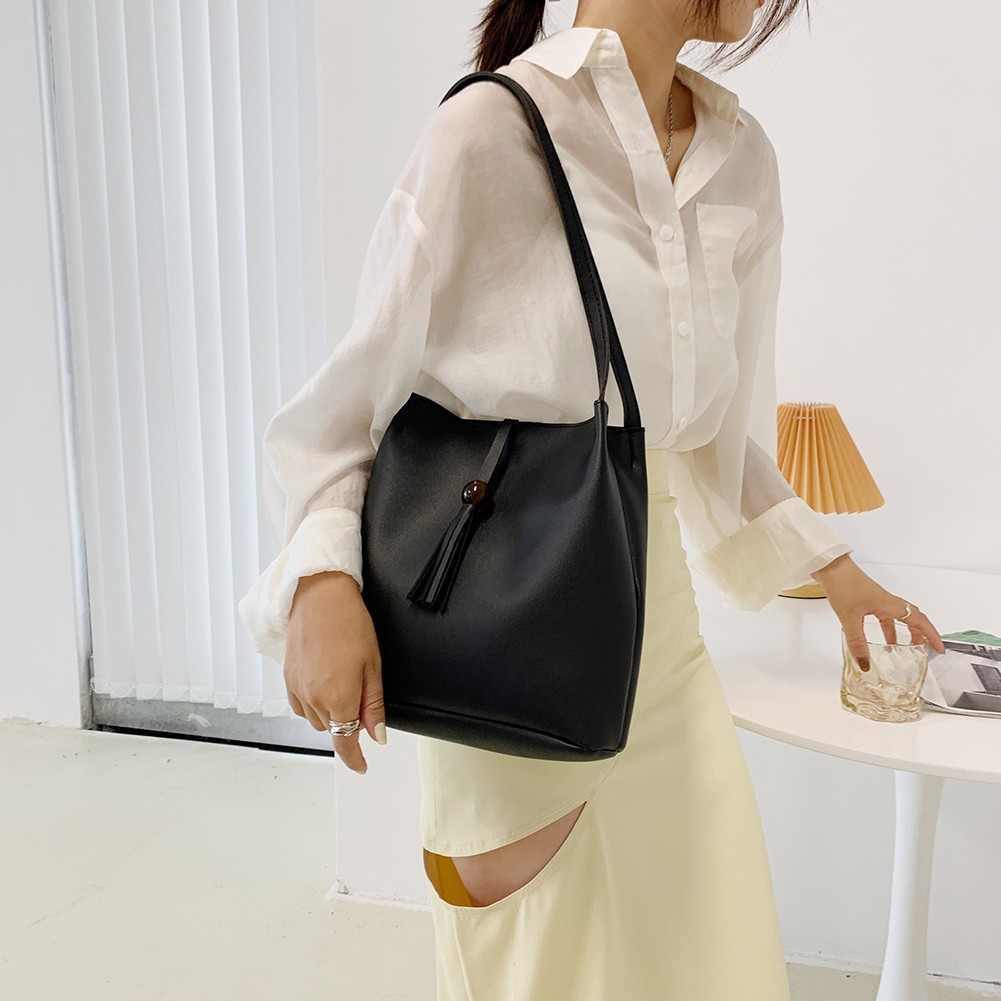 Retro Solid Color PU Leather Women Shoulder Bags Bucket Bags Fashion Small Tassel Shopping Bag Ladies Casual Shoulder Bag