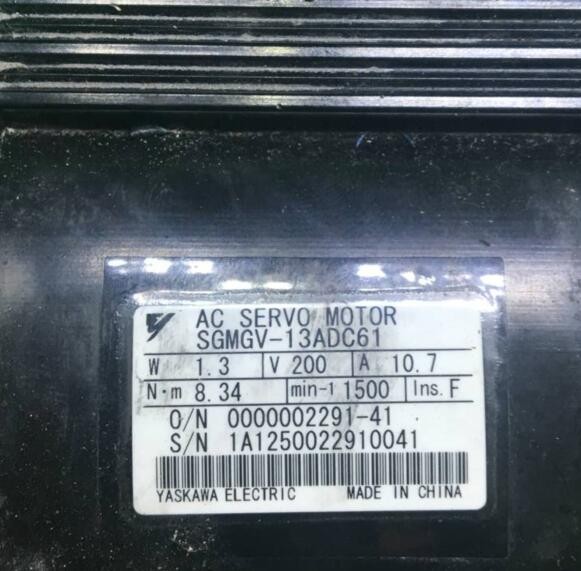 SGMGV-13ADC61 Servo motor, used in good condition. 80% New Look, Good Work, Free Shipping