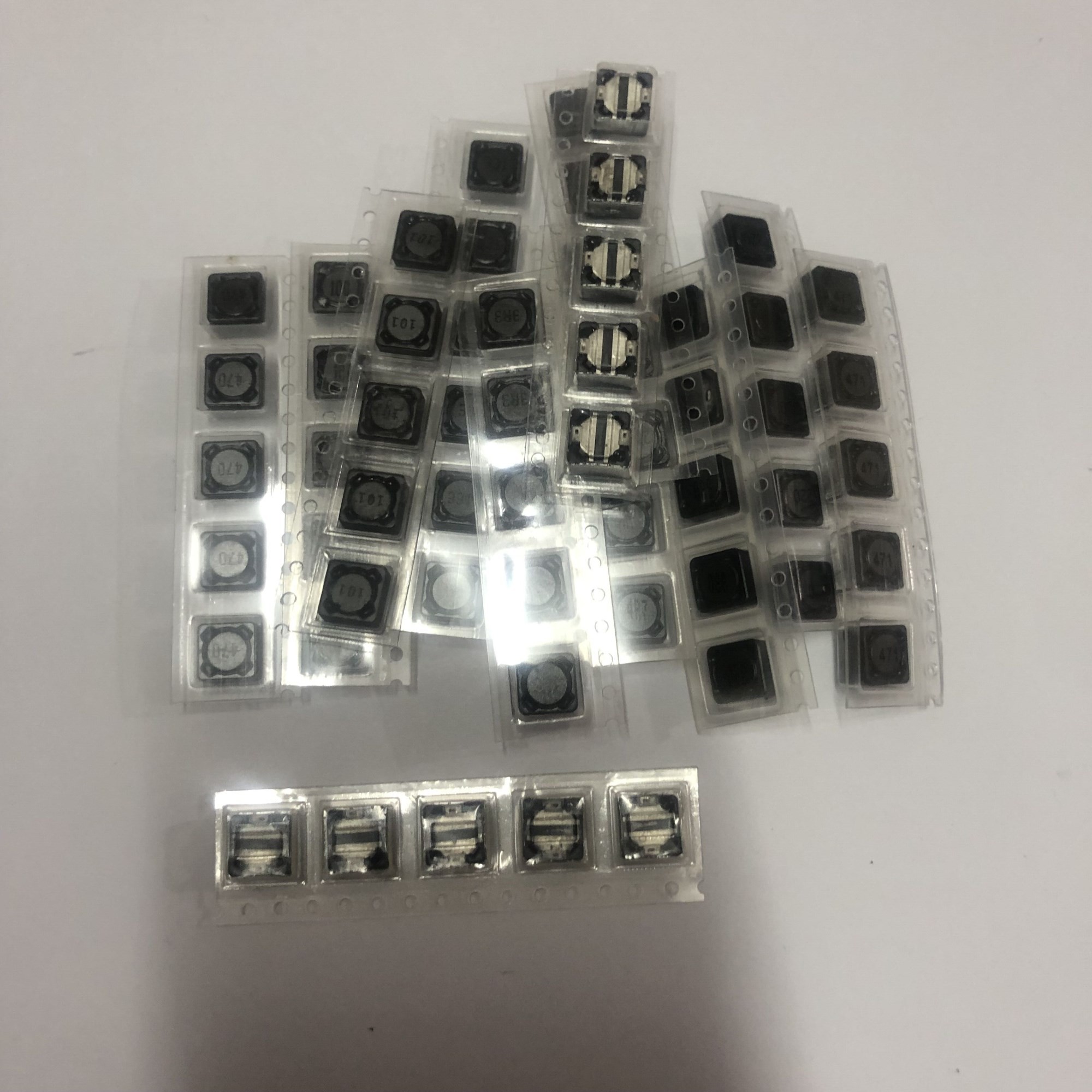 12 Values ​​CD74 SMD Protective Power Inductor Assortment Kit 2.2UH 3.3UH 4.7UH 10UH 22UH 33UH 47UH 68UH 100UH 220UH 330UH