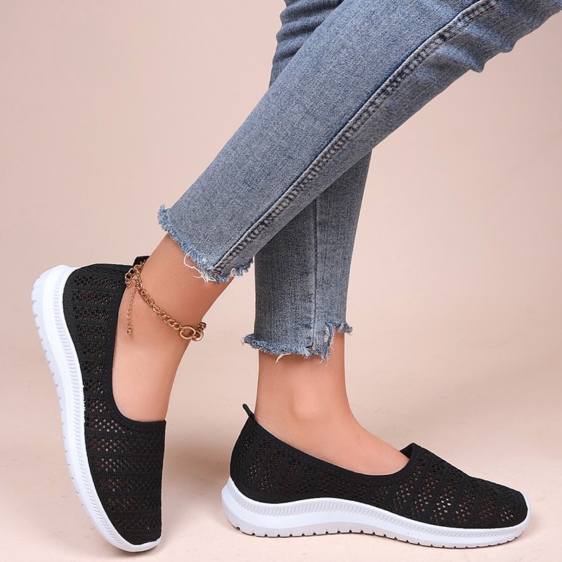 Breathable Mesh Couple Casual Shoes Anti-Slip Soft Sole Women's Sneakers Light Trend Running Shoes Flat Mesh Single Shoes