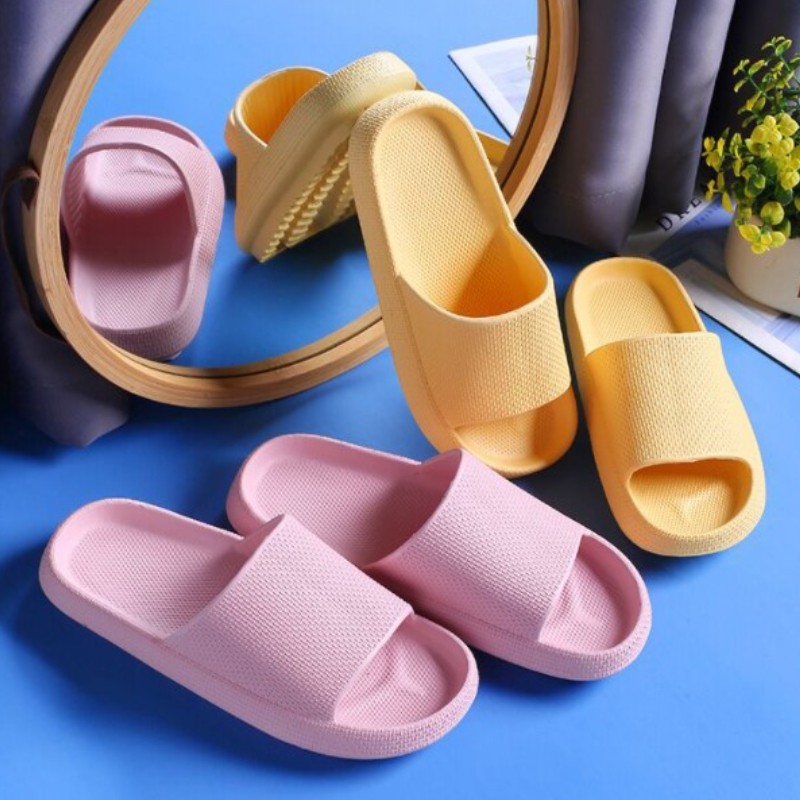 Indoor thick platform slippers women's home non-slip height increasing shoes bathroom shower waterproof non-slip slippers