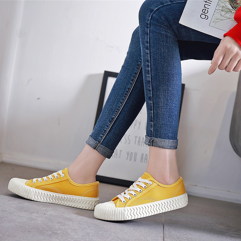 Brand 2022 New Women's Canvas Shoes Flat Shoes Woman Retro Classic Women's Vulcanizing Shoes Low Cut Lace-up Designer Sneakers