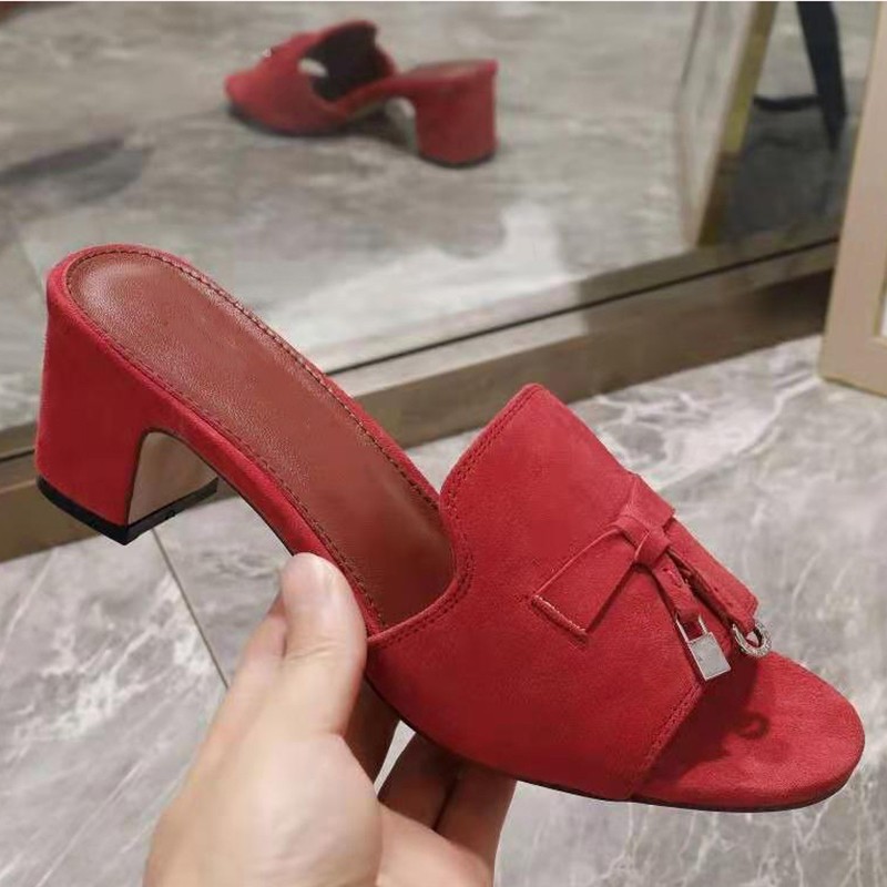 VALLU Highquality 2022 Spring Summer New Suede Leather Mid Heel With Necklace Hardware Classic Ladies Delicate Fashion Sandals