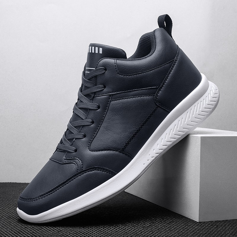 Leather Shoes Men High Quality Outdoor Casual Shoes Sneakers Lightweight Breathable Sneakers Men Walking Shoes Tenis Masculino