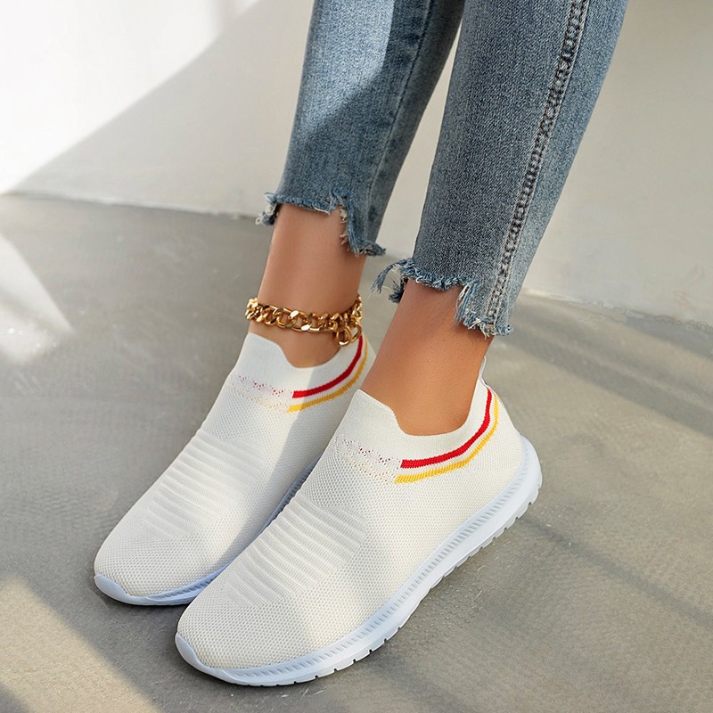 2022 women's vulcanized shoes spring and autumn new women's thick-soled sports shoes solid color slip-on ladies casual shoes