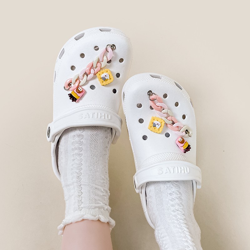 Amy and Michael 2022 Summer Designers Trendy Garden Clogs Women Waterproof Shoes Beautiful Girl Students DIY White Fashion Slippers