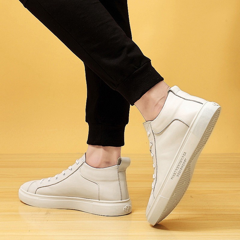High-top sneakers for men, casual shoes, genuine leather, lace-up, non-slip, soft and breathable