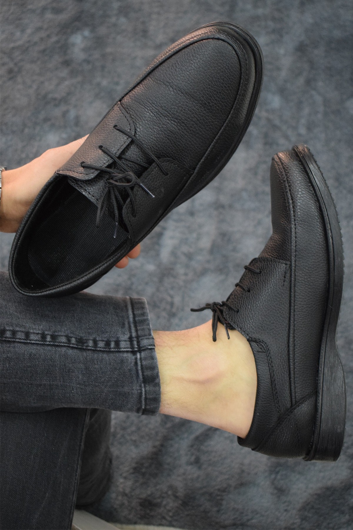 Men Black Lace-Up Faux Leather Baba Shoe Classic Modern Design