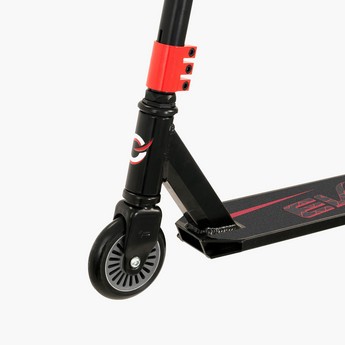 Evo Kraken Stunt Scooter with Foam Grip Handles