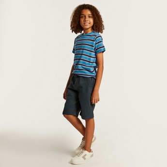 Juniors Solid Mid-Rise Shorts with Drawstring Closure and Pockets