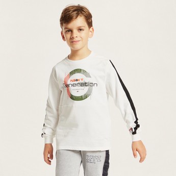 Juniors Graphic Print Pullover with Long Sleeves