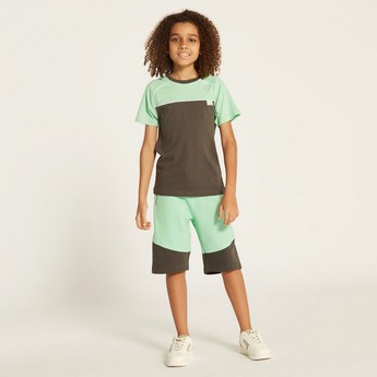 XYZ Colourblock Crew Neck T-shirt and Shorts Set